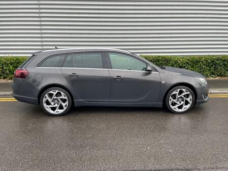 VAUXHALL INSIGNIA